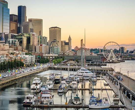 Seattle, Washington harbor skyline